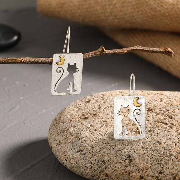 The Cat & The Moon Silver Dipped Gold Accent Keepsake Gift Dangle Earrings NEW - Picture 6 of 8